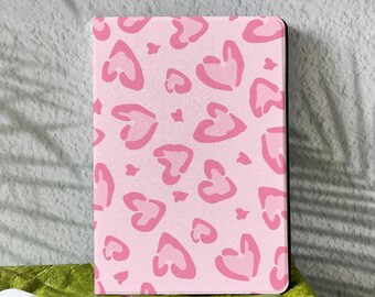 Cute Pink Heart Leopard Print iPad Case 10th Gen iPad Pro 2025 Pro 13 iPad Air 7 iPad 11 iPad Mini 7 iPad Air 4/5/6/7 iPad A16