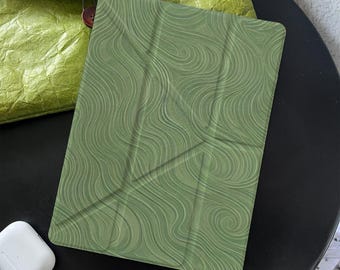 Earthy Green Swirl Wave iPad Case 10th Gen iPad Pro 2025 Pro 13 iPad Air 7 iPad 11 iPad Mini 7 iPad Air 4/5/6/7 iPad A16