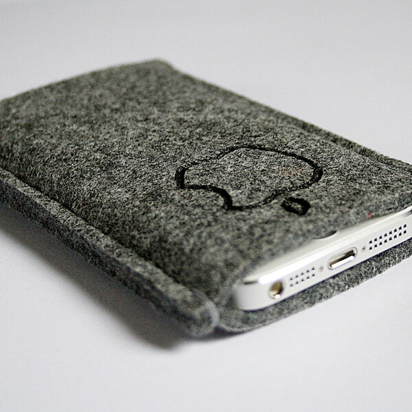 IPhone 5 - Stylish Grey 100% Wool Felt Sleeve with Apple Motif - LAST ONE