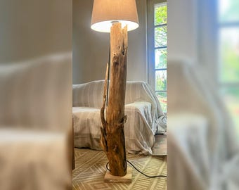 Massief houten vloerlamp – Handgemaakte vloerlamp met lampenkap – Natuurlijk licht – Uniek stuk voor een eigentijds of boho interieur