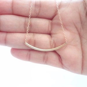 Curved Gold Bar Neckalce, Curved Bar Necklace, Minimalist Jewelry, Bridal Jewelry, Weddingg Jewelry, Gift For Her, Geometric Necklace image 4