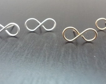 Kleine Infinity Ohrstecker, zierliche Infinity Sterling Silber Ohrstecker, Gold Winzige Ohrstecker, Geburtstagsgeschenk für Sie, Geschenk für Mama, Beste Freundin Geschenk