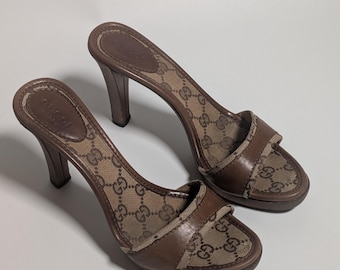 Vintage bruine houten muilezels met monogram van Tom Ford-tijdperk Y2K Gucci