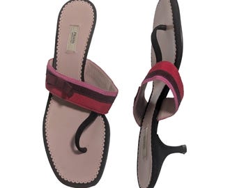 Vintage Prada teenslippers met hak en gestreepte strikdetail - eind jaren 90 / begin jaren 2000