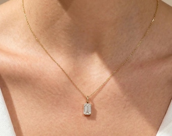 18K Gold Emerald Cut Lab Grown Diamond Necklace | 0.3–2.0ct Solitaire Pendant | IGI Certified | Minimal Fine Jewelry Gift