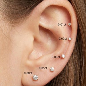 Pendiente de botón con diamantes naturales de oro macizo de 18 quilates hecho a mano / Pendiente minimalista de 4 puntas / Joyas delicadas para el día a día / Pendiente hipoalergénico