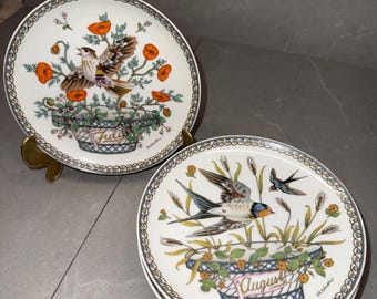 Placa de pared Hutschenreuther con motivos mensuales: Pájaros, diseño de Ole Winther, julio-diciembre.