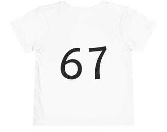 Camiseta infantil con número 67 | Estilo camiseta deportiva, diseño con número en la espalda