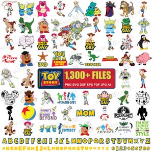 Può includere: Una collezione digitale di illustrazioni, loghi e tipografia dei personaggi di Toy Story. L'immagine presenta grafiche colorate di Woody, Buzz Lightyear, Jessie e altri personaggi, insieme a testi come 'You Got A Friend In Me' e '1,300+ Files'.
