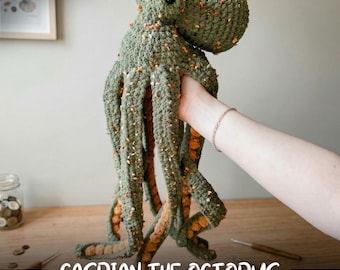 Patrón de ganchillo en PDF del pulpo Caspian / Peluche amigurumi hecho a mano / Regalo de criatura marina de ganchillo / Decoración de peluche / Regalo para ella y para él