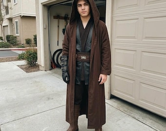 Disfraz de cosplay de Anakin Skywalker inspirado en Star Wars / Traje de vuelo con túnica marrón.