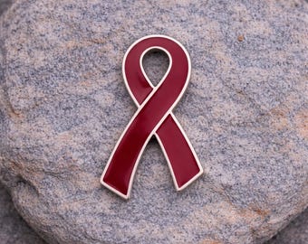 Épinglette de sensibilisation à ruban bordeaux | Épinglette de sensibilisation à la drépanocytose Myélome multiple Cancer du sang | Cadeau de survivant | Épinglette de sensibilisation à une collecte de fonds