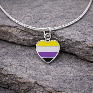 Nonbinary Pride Heart Necklace – Nonbinary Flag Jewelry – Yellow White Purple Black Pendant – Non-Binary Flag – LGBTQ+ Pride Gift