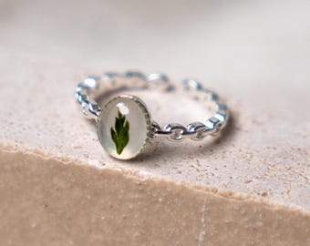 Pressed Flower Ring: Japanese Hedge Parsley with Chalcedony & Sterling Silver Band