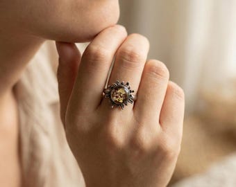 Pressed Flower Ring: Coreopsis Paired with Queen Anne's Lace on Sterling Silver Setting