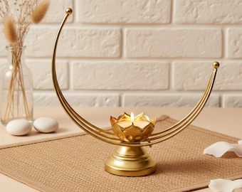 Theelichthouder wassende maan – goudkleurige metalen woondecoratie