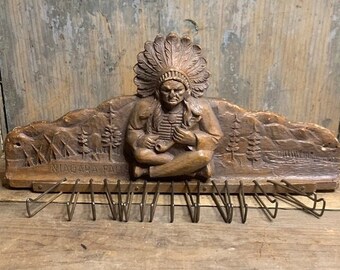 Vintage Niagara Falls Tie Hanger, Native American Style Jewelry Holder, Retro Souvenir Wood Rack, Americana Wall Hook