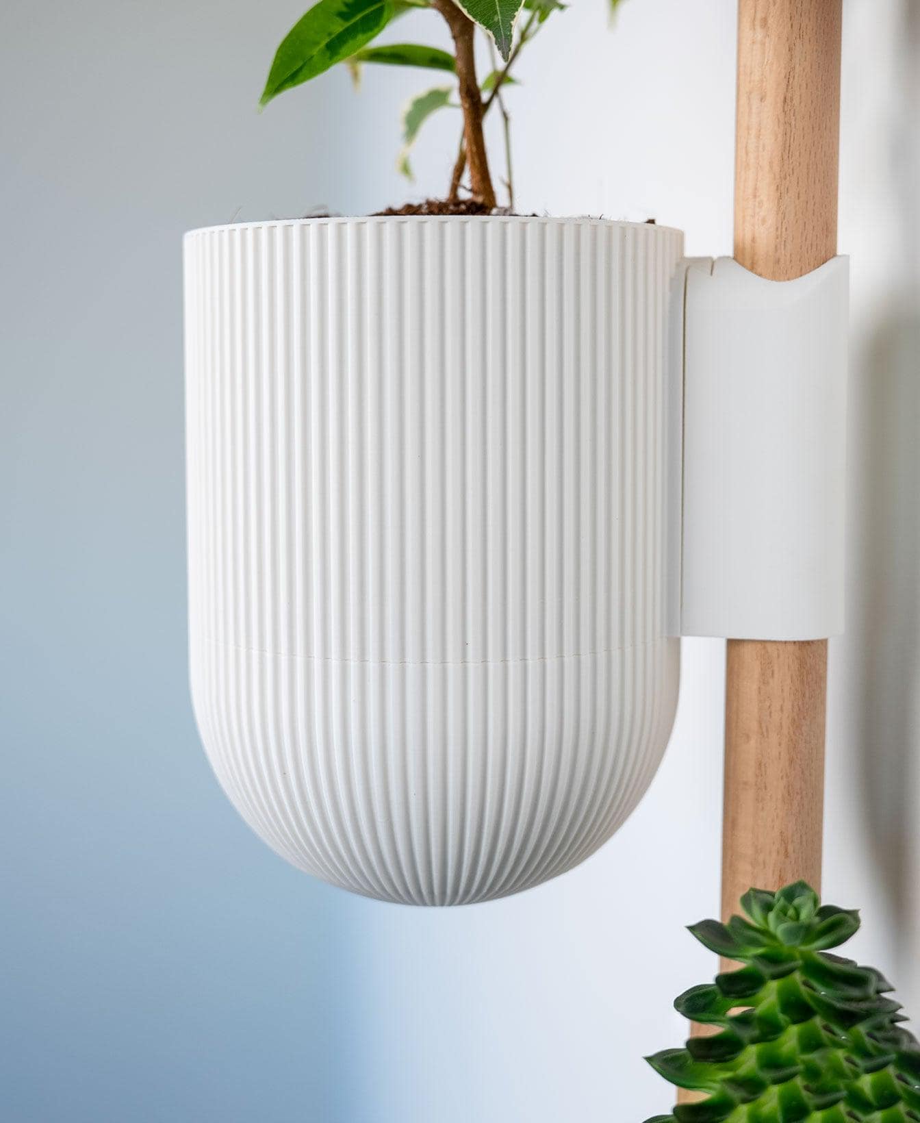 A closer look at Thermal Insulated Wall Planter Kit