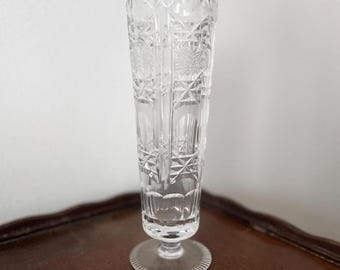 Lausitzer Bleikristall Clear Cut Lead Crystal Footed Vase – Starburst Pattern Bud Vase