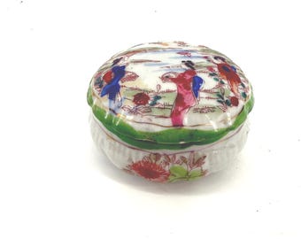 Japanese Trinket Box Japan ceramics Geisha Girl trinket Cosmetics Handpainted