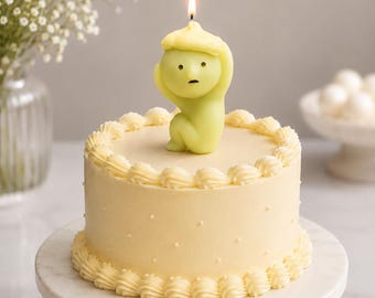 Cake Head Smiski Candle