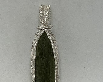 GREEN MOLDAVITE SLIDE