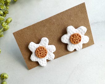 Daisy Floral Clay Earrings: Boho Flower Studs