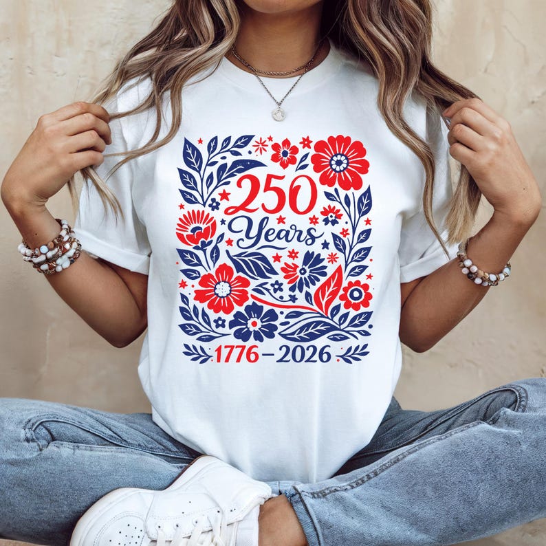 Floral USA 250 Shirt, 1776 2026 Patriotic Shirt, America 250th Anniversary Tee, Vintage USA Shirt, Fourth of July Shirt, Coquette Patriotic zdjęcie 1