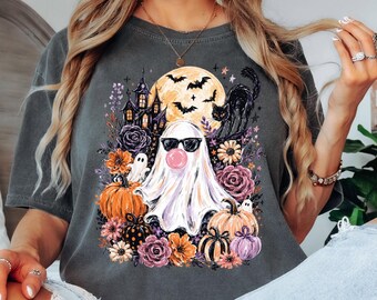 Comfort Colors® Ghost Blowing Bubble Gum Shirt, Aesthetic Halloween Tee, Girly Haunted House Shirt, Trendy Floral Fall Ghost T-Shirt