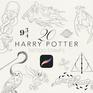 Könnte beinhalten: Schwarz-Weiß-Illustrationen von 20 Harry-Potter-Tattoo-Stempeln. Enthält eine Schlange, einen Schädel, einen Dementor, einen Drachen, einen Zauberstab, eine Eule, eine Fee, einen goldenen Schnatz-Schlüssel und das Symbol der Heiligtümer des Todes. Text: "9 3/4" und "I solemnly swear that I am up to no good."