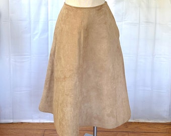 Vintage Suede Skirt by Sills A Bonnie Cashin Design 1960s 1970s 25 Inch Waist M Medium Camel Color Dead Stock NWT Aline