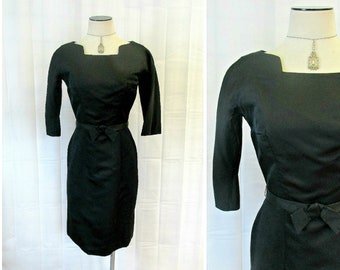 Vintage Suzy Perette Dress Black 1950s 1960s Frock 34 Bust Bow Belt Cocktail Party New Look LBD  24-1/2 Inch Waist S M Hourglass