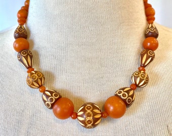 Vintage 1930s 1940s Necklace Carved Celluloid / Galalith Beads Burnt Orange Beige Cream Brown Graduated Bead