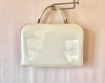 Vintage 1960s 1970s Light Beige Ecru Hand Bag Boxy High Gloss Plastic Purse