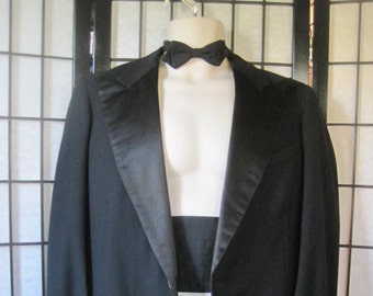 Vintage Cummerbund and Bow Tie Black Invizo Adjustable Bowtie 1950s 1960s Man Formal Set 2 Pieces Two