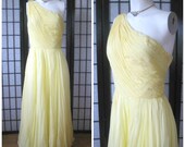 Vintage Chiffon Ball Gown One Single Shoulder Evening Dress 1950s 1960s Formal Maxi 36 Bust M L Sophisticated Grecian Pale Yellow Shawl Wrap