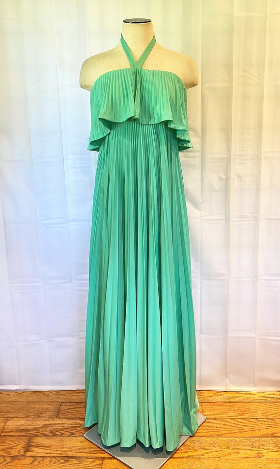 Vintage 1970s Leo Narducci Gown Strapless Halter Light Green Formal Gala 31 Bust XS S Pleated Party Maxi Dress
