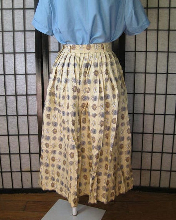 Vintage Skirt Full Circle Style 1950s 1960s Butte… - image 4