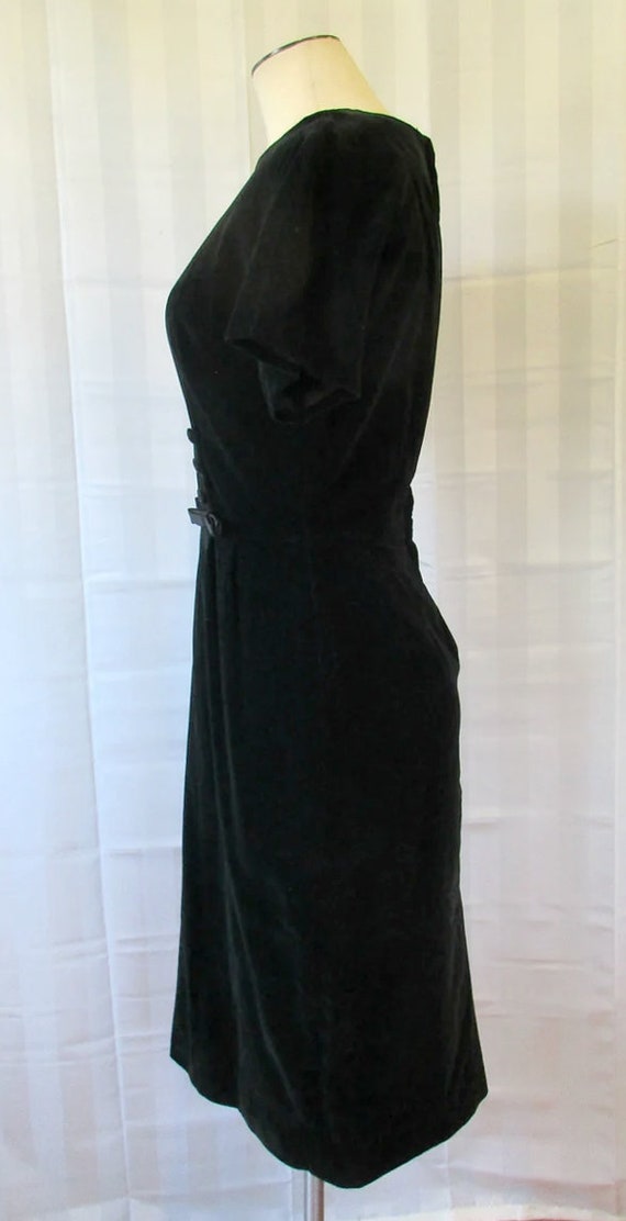Vintage Black Velvet Dress 1950s 1960s by Carol B… - image 5