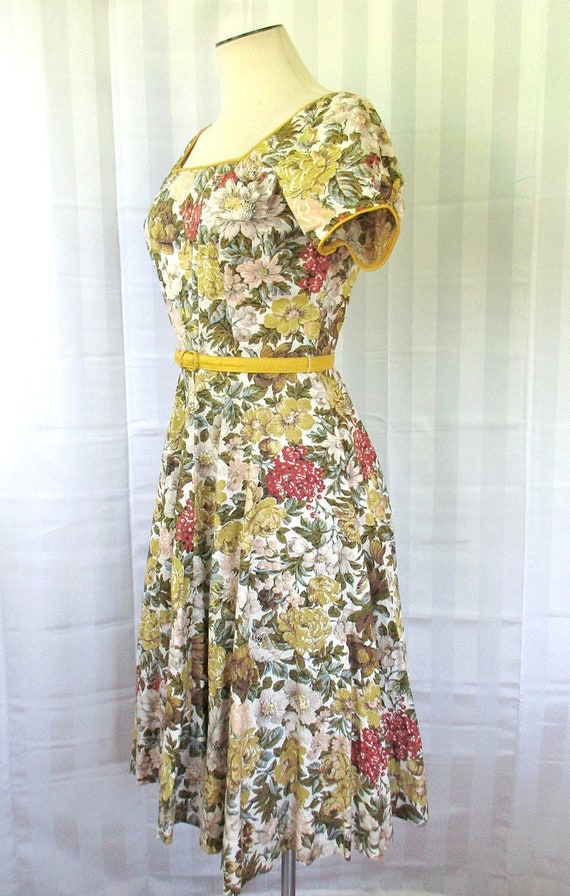 Vintage 1950s Dress with Rhinestones Floral Green… - image 4