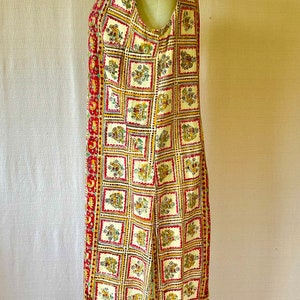 Vintage Ethnic Dress 1960s Indian Print Elephants Birds Summer Shift 38 Bust Medium Large Beige Red Green Yellow image 6