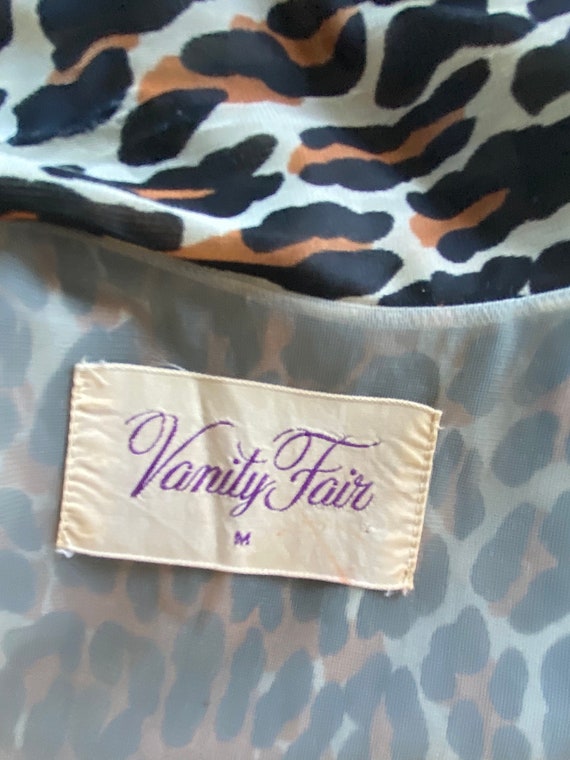 Vintage 1970s Vanity Fair Loungewear Robe Leopard… - image 10
