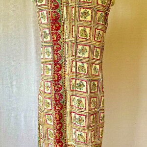 Vintage Ethnic Dress 1960s Indian Print Elephants Birds Summer Shift 38 Bust Medium Large Beige Red Green Yellow image 7