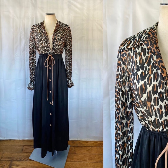 Vintage 1970s Vanity Fair Loungewear Robe Leopard… - image 1