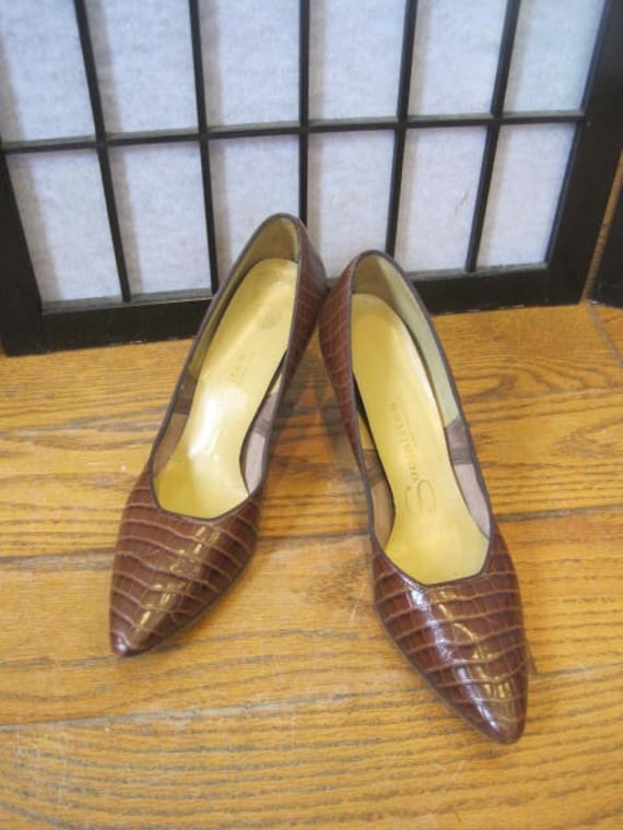 Vintage Pumps 1950s 1960s Brown Mahogany by Socia… - image 1