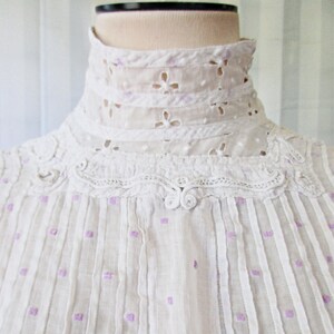 Antique Victorian Dress 1890s 1900s White Cotton Batiste Purple Dots Lace 29 30 Inch Bust Long Romantic Vintage Wedding XXS XS image 4