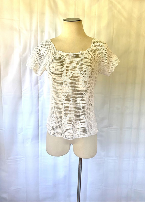 Vintage White Crochet Top 1940s 1950s Sweater Shi… - image 1