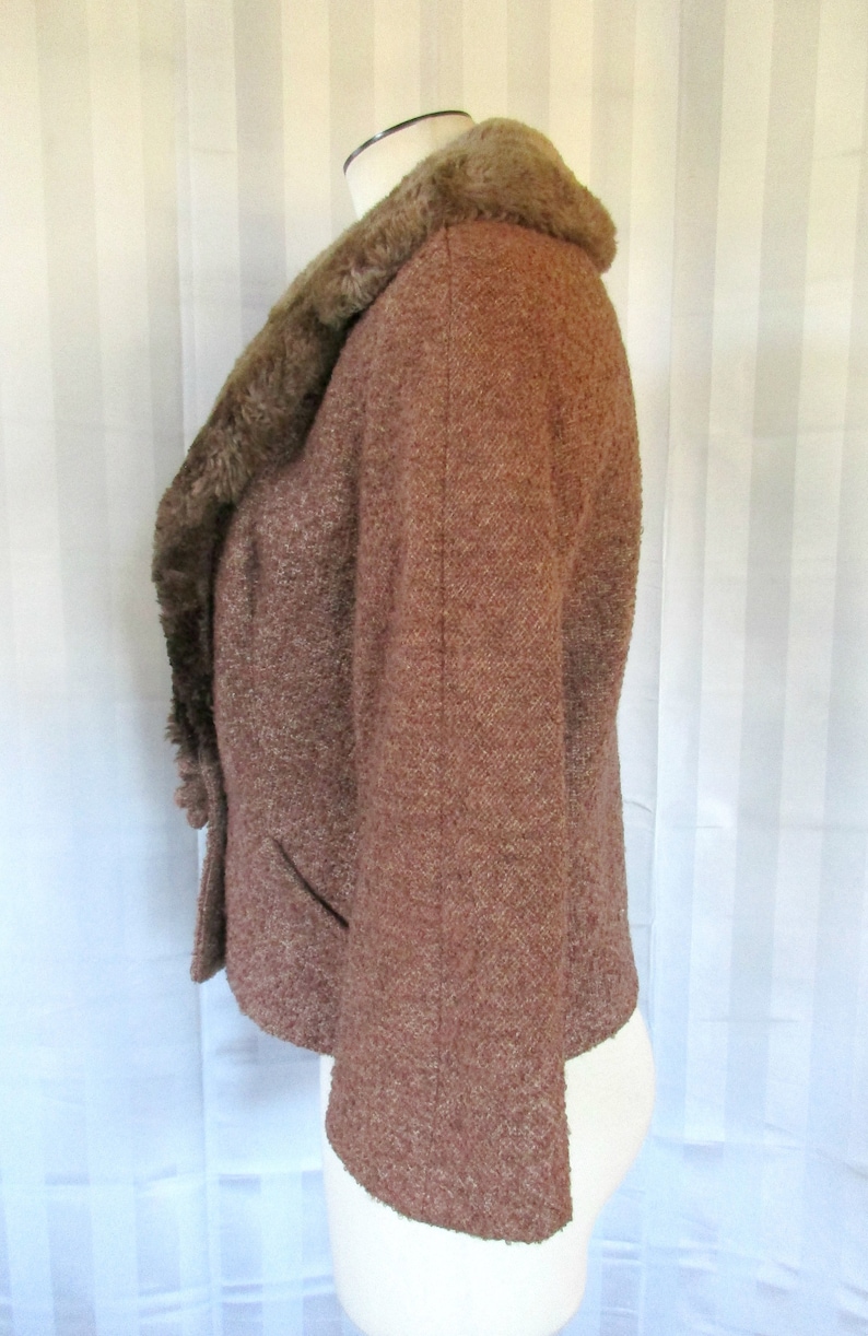 Vintage 1940s Wool Jacket with Beaver Fur Collar by Monarch Cardigan 36 38 Medium Reddish Brown 3/4 Sleeve image 4