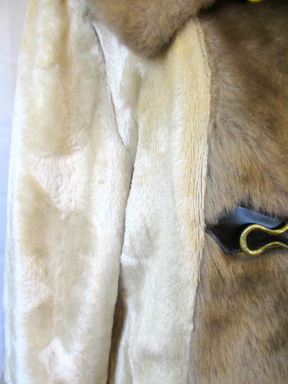 Vintage 1960s 1970s Coat Mod Faux Fur Beige Taupe… - image 3