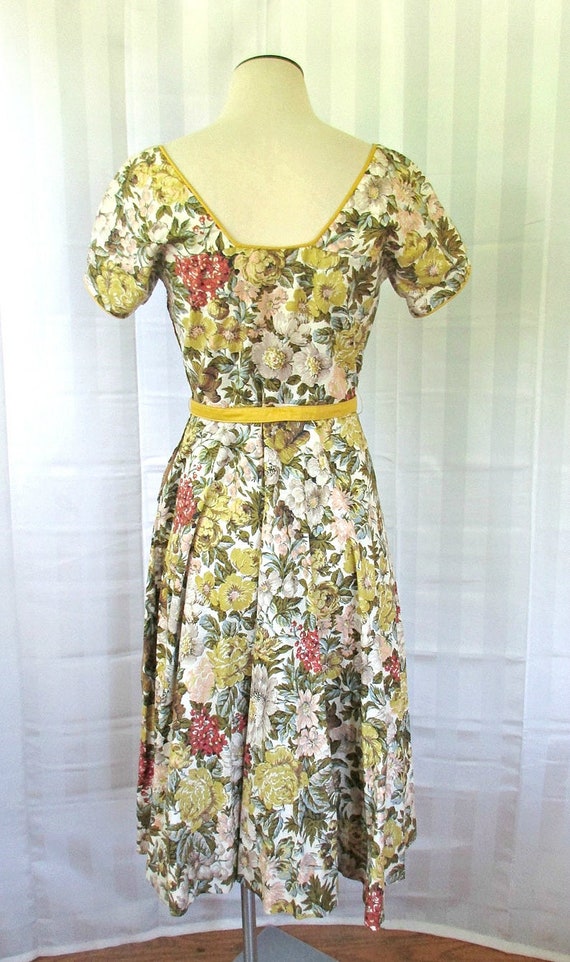 Vintage 1950s Dress with Rhinestones Floral Green… - image 6